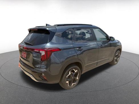 Used 2025 Kia Seltos S FWD image 5