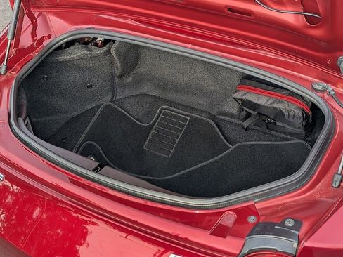 Used 2019 MAZDA MX-5 Miata Club image 15