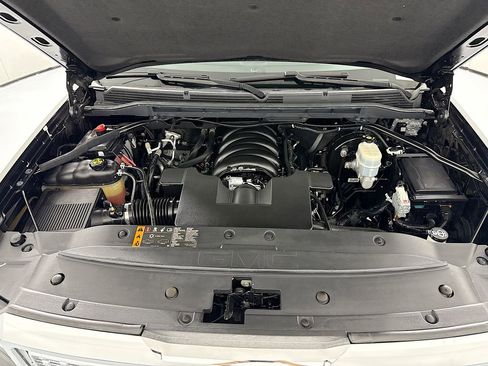 Used 2018 GMC Sierra 1500 Denali AWD/4WD image 29