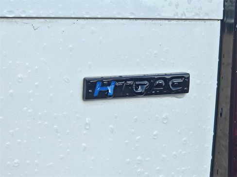 Certified 2025 Hyundai Palisade Calligraphy image 35