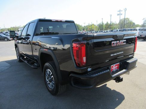 Used 2022 GMC Sierra 2500 AT4 w/ Gooseneck/5TH Wheel Package AWD/4WD image 10