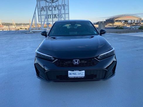 Used 2025 Honda Civic Sport Touring image 3