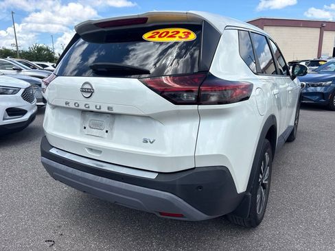 Used 2023 Nissan Rogue SV FWD image 3