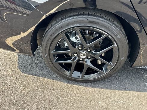 Used 2024 Honda Civic Sport image 18