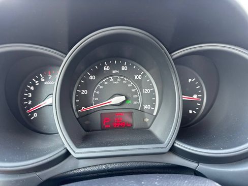 Used 2013 Kia Rio LX w/ PWR Pkg FWD image 14