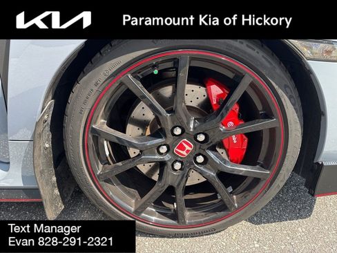 Used 2019 Honda Civic Type R image 11