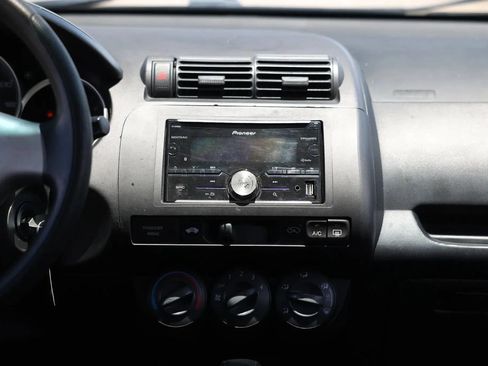 Used 2008 Honda Fit image 29