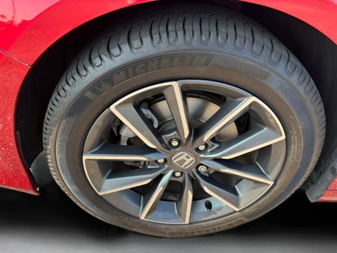 Certified 2022 Honda Accord EX-L image 9