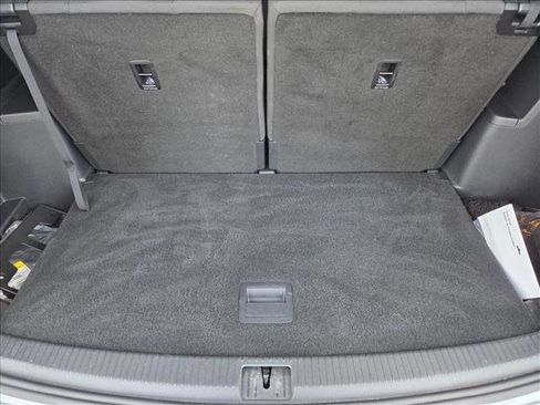 Used 2021 Volkswagen Atlas S image 6