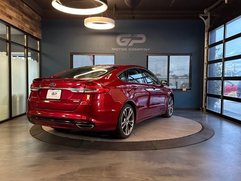 Used 2017 Ford Fusion Titanium FWD image 3
