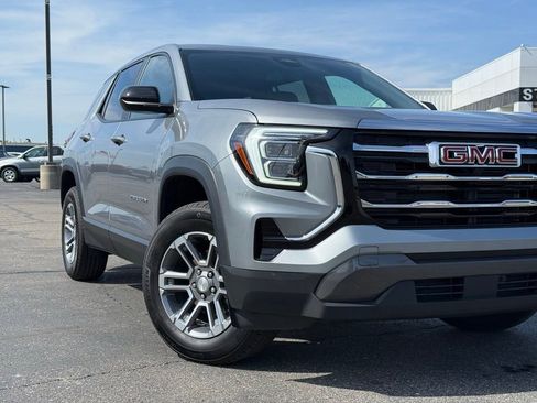 Used 2026 GMC Terrain Elevation w/ LPO, Floor Liner Package AWD/4WD image 2