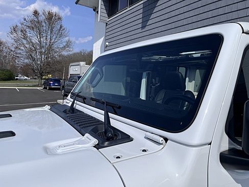 Used 2021 Jeep Wrangler Unlimited Sahara AWD/4WD image 24