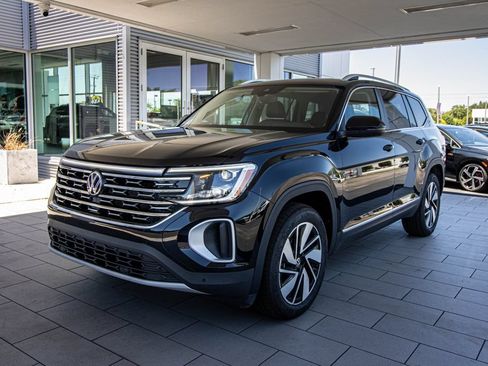 Certified 2024 Volkswagen Atlas SEL AWD/4WD image 9