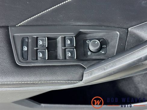 Used 2022 Volkswagen Tiguan SEL R-Line AWD/4WD image 21