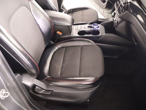 New 2024 Ford Escape ST-Line AWD/4WD image 13