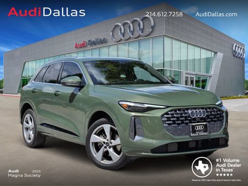 Used 2025 Audi Q5 Premium Plus w/ Premium Plus AWD/4WD image 1