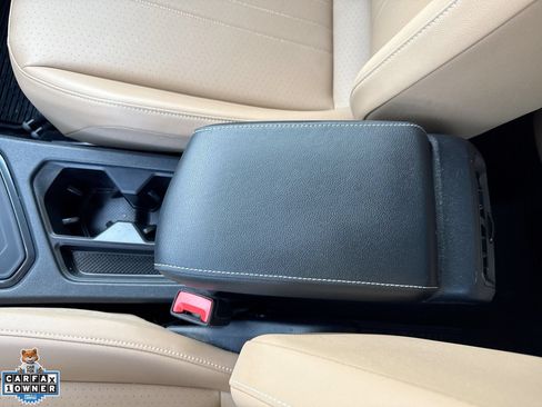 Used 2023 Volkswagen Tiguan SE w/ Panoramic Sunroof Package FWD image 23