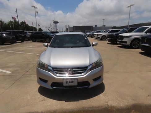 Used 2013 Honda Accord LX image 4