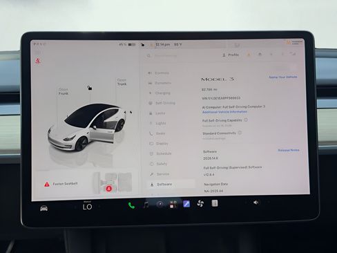 Used 2023 Tesla Model 3 Standard Range RWD image 42