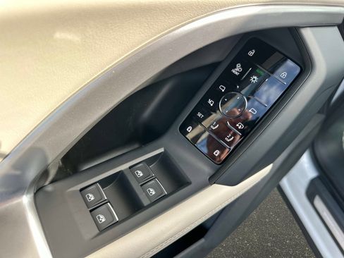 New 2025 Audi Q5 Premium Plus image 18