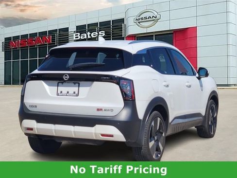 Certified 2025 Nissan Kicks SR image 4