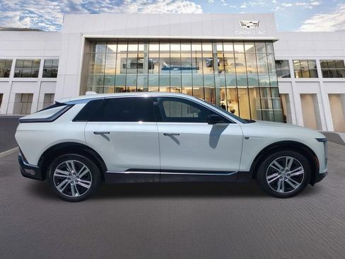Certified 2024 Cadillac Lyriq Tech RWD image 4