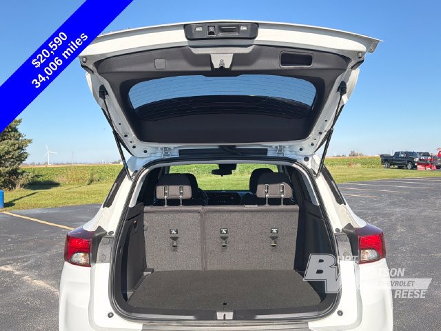 Used 2024 Chevrolet TrailBlazer LT w/ LT Cold Weather Package FWD image 17