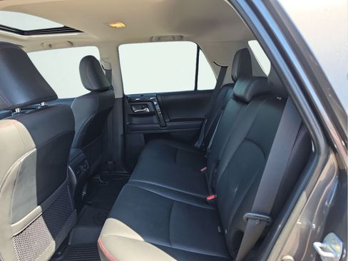 Used 2020 Toyota 4Runner TRD Off-Road Premium w/ Moonroof Package AWD/4WD image 13