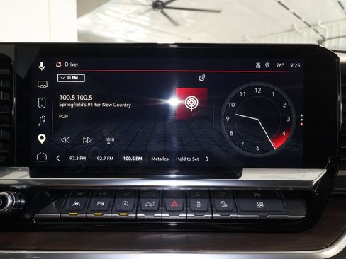 Used 2025 GMC Sierra 1500 SLT w/ SLT Premium Plus Package AWD/4WD image 13