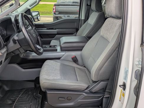 Used 2022 Ford F150 XLT w/ Equipment Group 301A Mid RWD image 8
