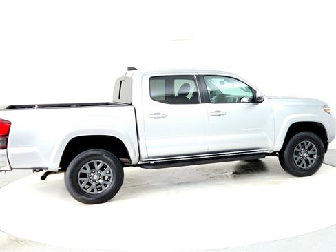 Used 2023 Toyota Tacoma SR5 image 6