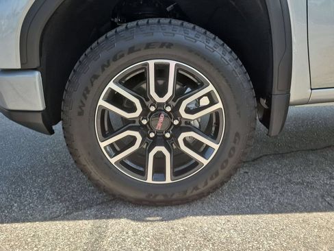 New 2026 GMC Sierra 1500 AT4 w/ Technology Package AWD/4WD image 26