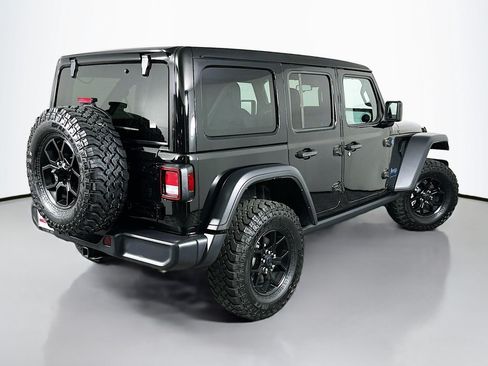 Used 2024 Jeep Wrangler Unlimited AWD/4WD image 14