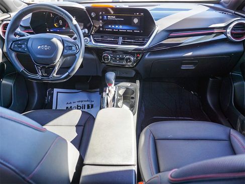 Used 2024 Chevrolet Trax RS w/ Driver Confidence Package image 14