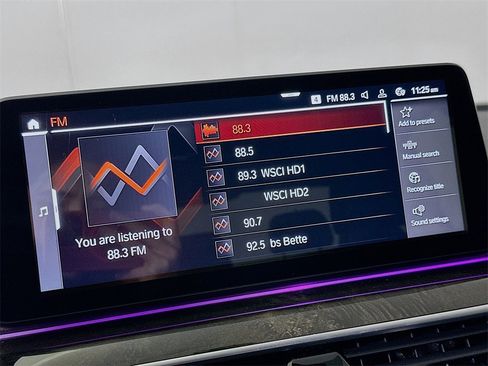 Used 2023 BMW 540i xDrive w/ M Sport Package image 28