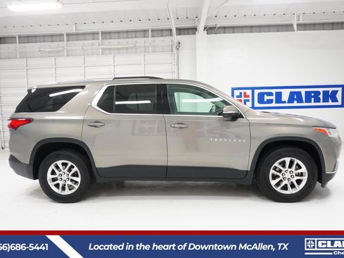 Used 2018 Chevrolet Traverse LT image 4
