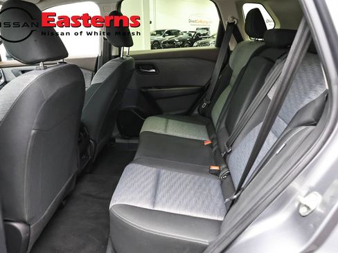 Used 2023 Nissan Rogue SV AWD/4WD image 21