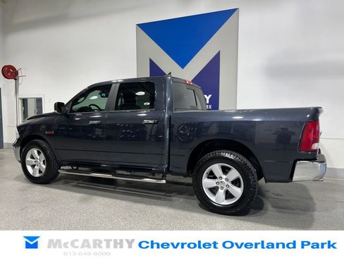 Used 2018 RAM 1500 Classic SLT w/ SLT Plus D←cor Group AWD/4WD image 8