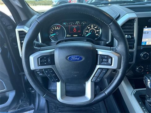 Used 2019 Ford F150 Lariat image 15