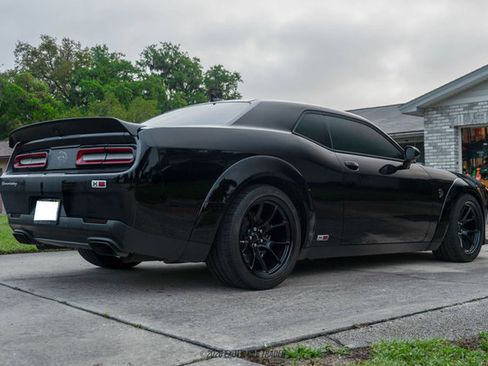 Used 2023 Dodge Challenger SRT Hellcat RWD image 8