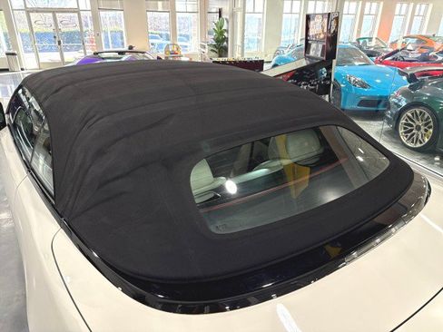 Used 2017 Rolls-Royce Dawn image 49