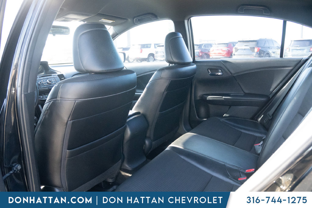 Used 2016 Honda Accord Sport image 17
