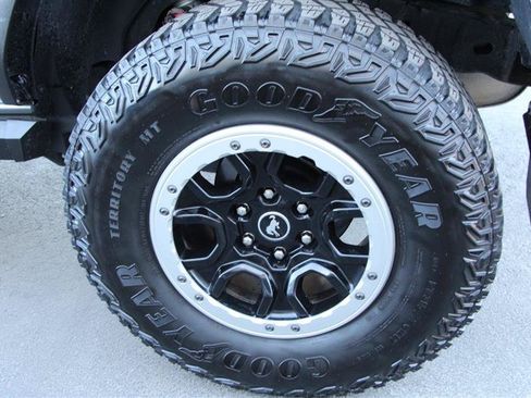 Used 2023 Ford Bronco 4-Door w/ Sasquatch Package AWD/4WD image 45