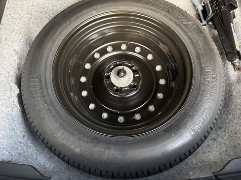 Used 2023 Honda CR-V EX image 30