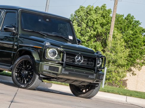 Used 2024 Mercedes-Benz G 550 image 10
