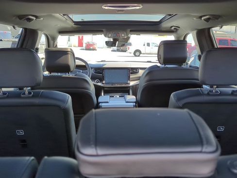 New 2026 Jeep Grand Wagoneer Limited AWD/4WD image 7