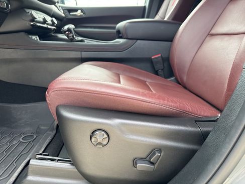 Used 2025 Dodge Durango GT AWD/4WD image 23