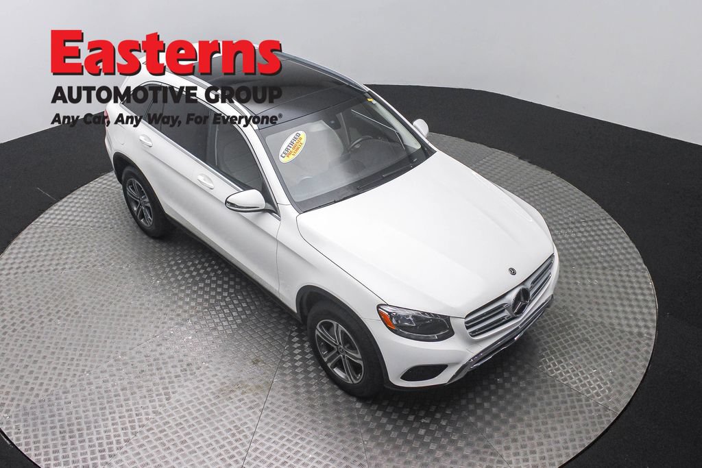 Used 2019 Mercedes-Benz GLC 300 4MATIC image 4