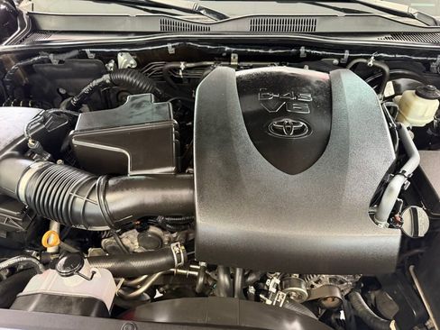 Certified 2021 Toyota Tacoma TRD Sport w/ Technology Package image 33