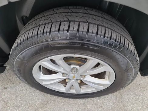 Used 2017 Chevrolet Equinox LT w/ Convenience Package AWD/4WD image 27